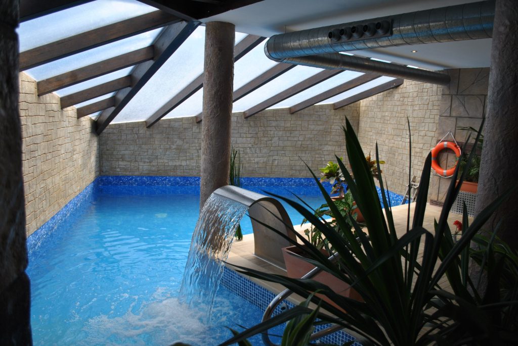 Apartamentos Spa Casco Historico de Isla in Isla, Spain